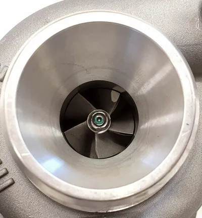 Turbocharger new (IHI-Mahle) -DEMA