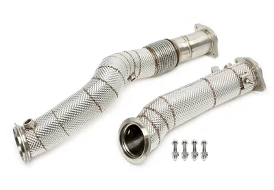 Tubería con escudo térmico y tubo flexible BMW