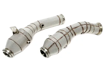 Tubería con escudo térmico y convertidor catalítico Mercedes Benz